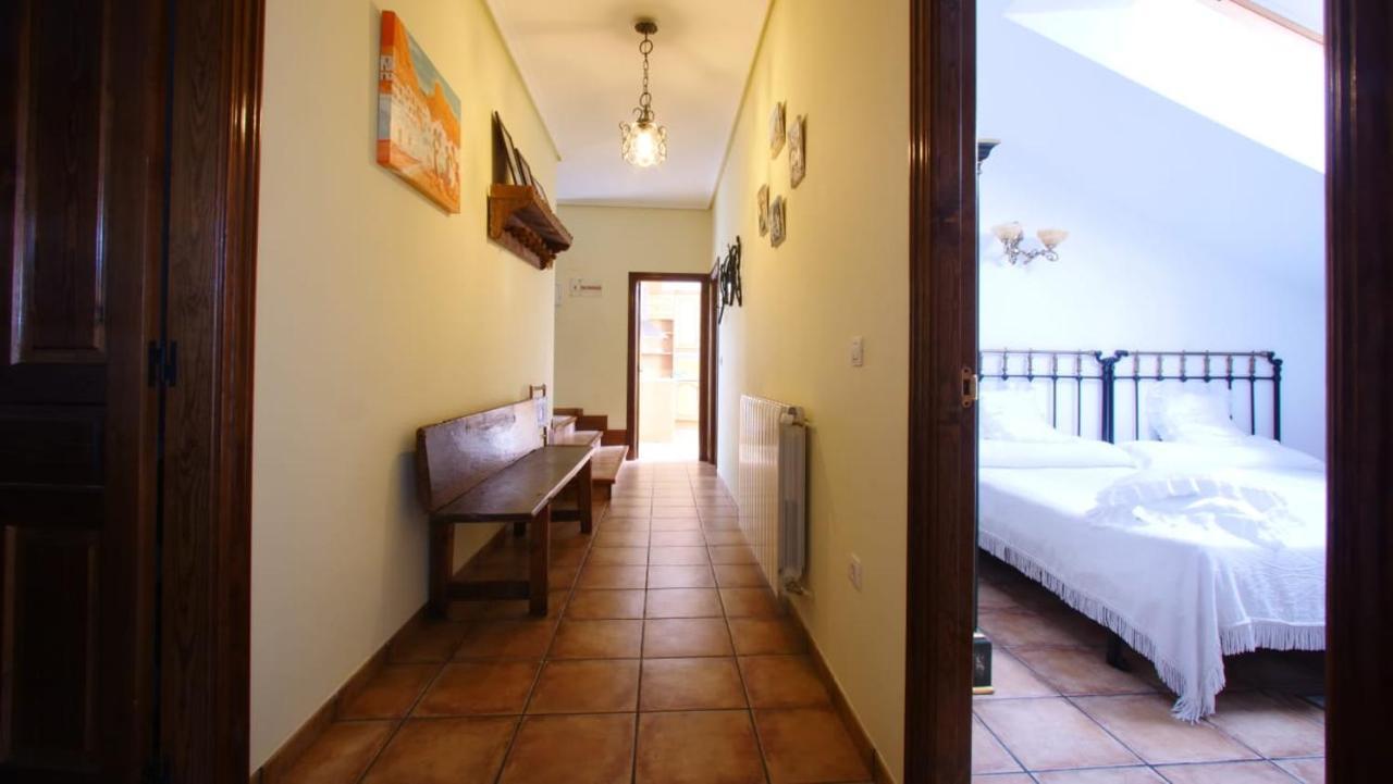 Casa Rural Plaza Vieja Saldaña Exterior foto