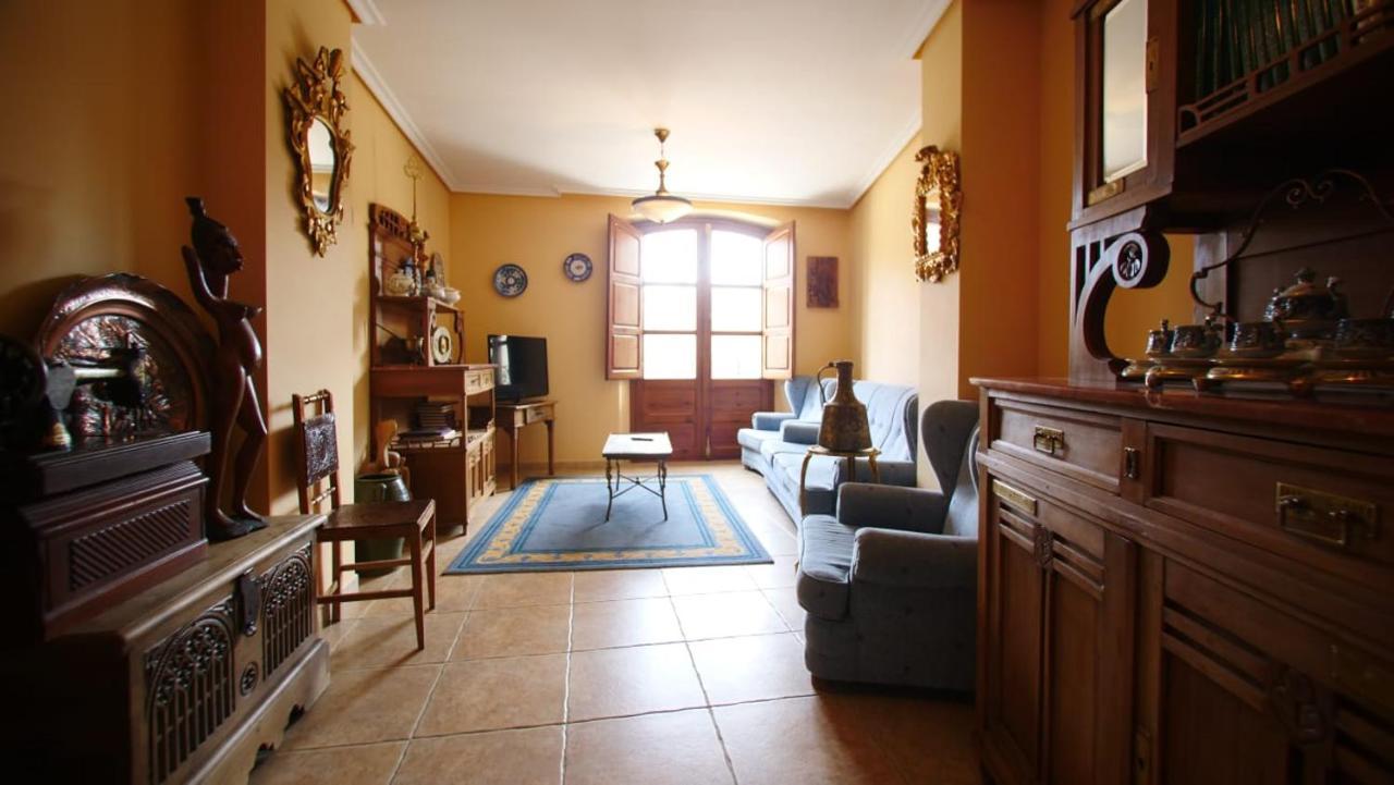 Casa Rural Plaza Vieja Saldaña Exterior foto